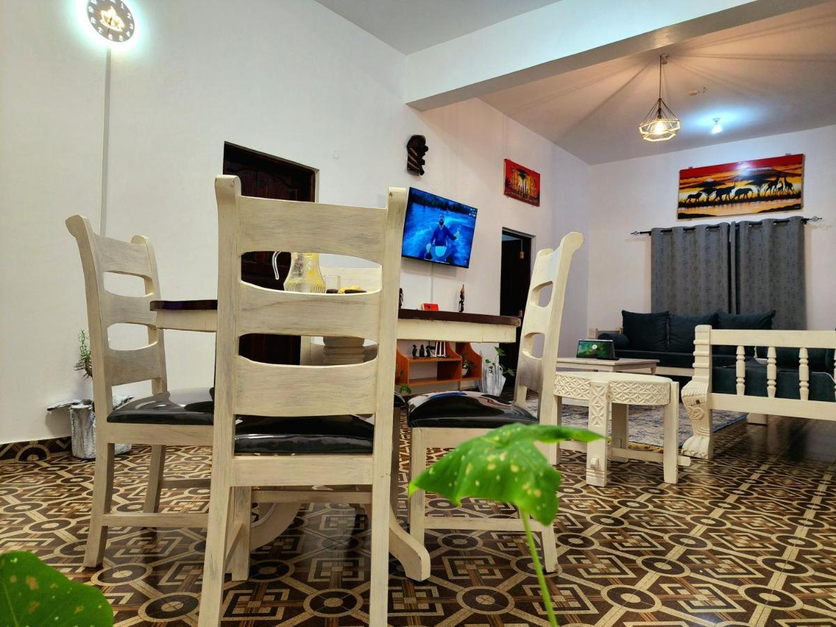 Ocean Breeze Homes Watamu 3 Bedroom Free Wi-Fi And Parking Exterior foto